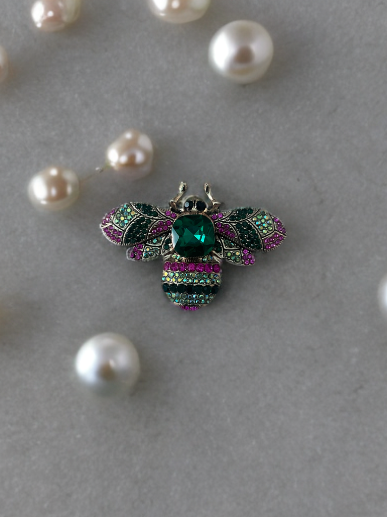 BEE BROOCH