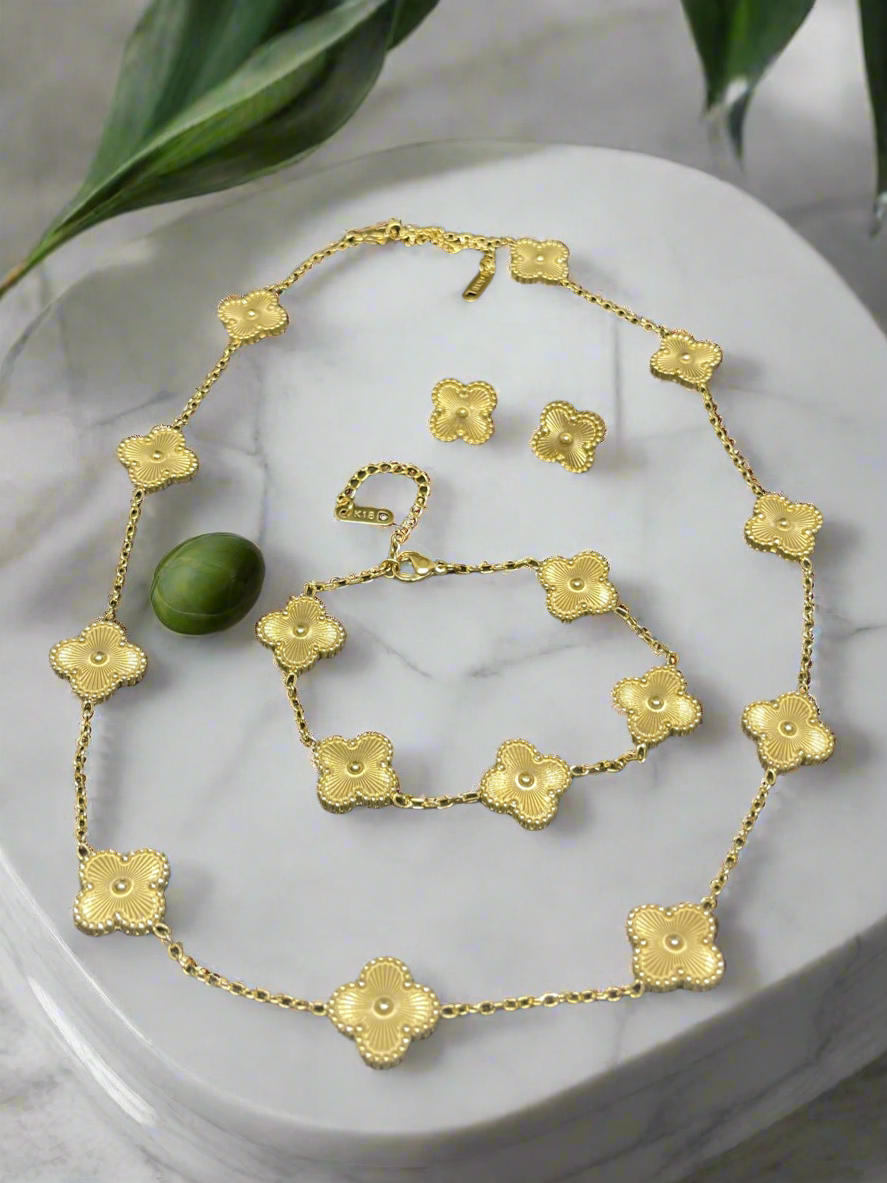 18k Gold Four Leaf Clover
