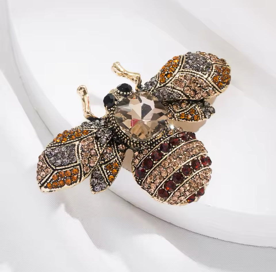BEE BROOCH