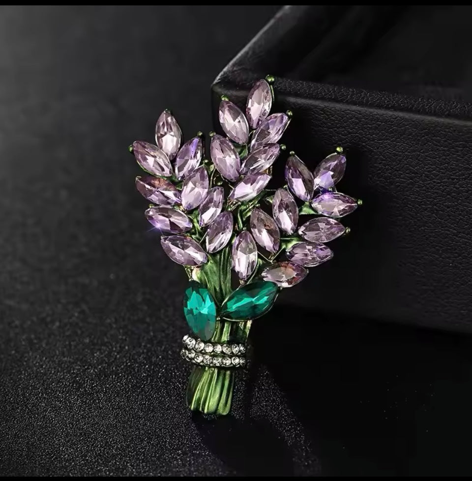 LAVENDER PETAL BOUQUET BROOCH